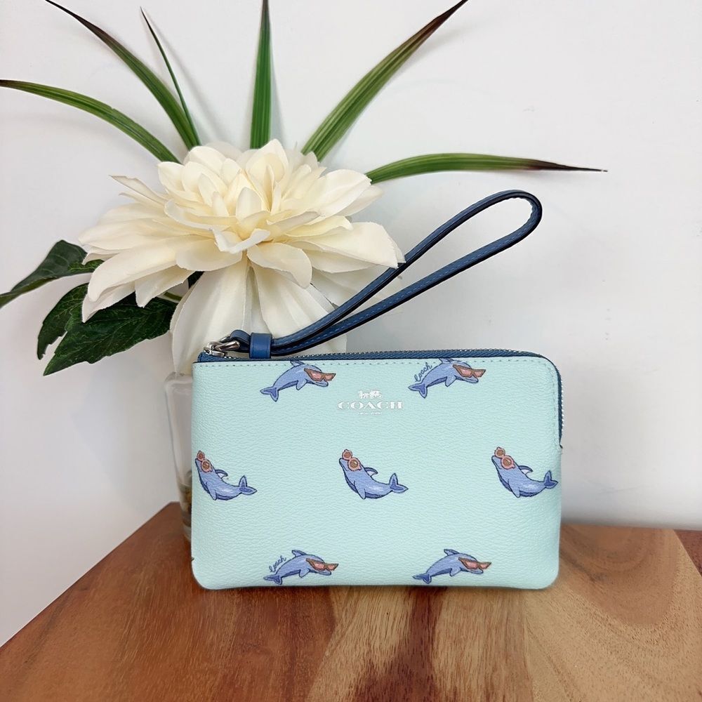 NWT Coach Corner Zip Wristlet With‎ Dolphin Print